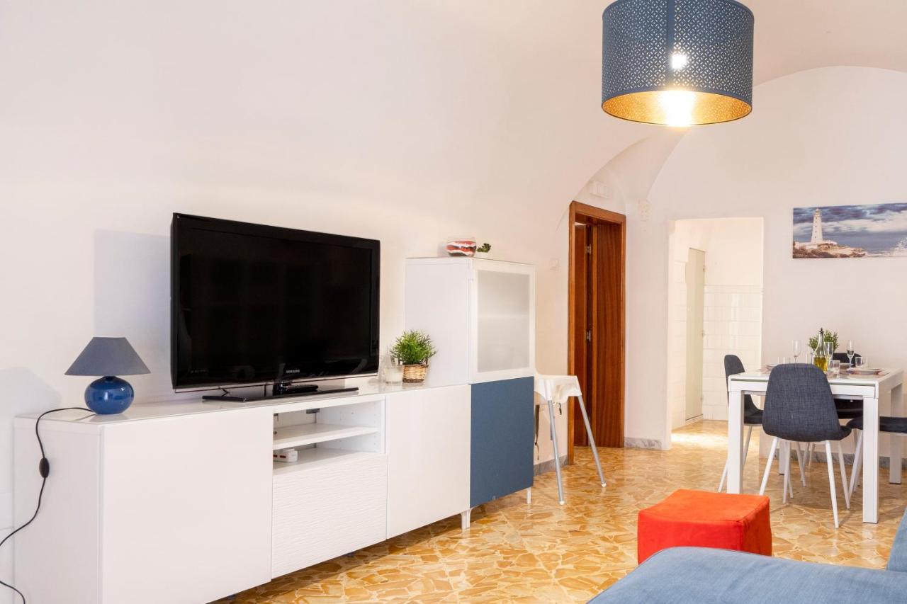 Vico II Terrace Apartment A Step From Piazza Roma Martina Franca Exterior photo